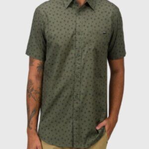 Reef Mens Bentley Short Sleeve Woven Shirt in Thyme Small
